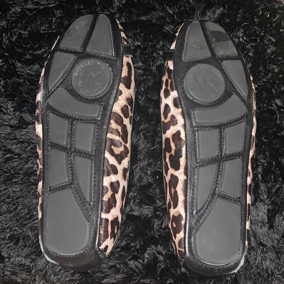Authentic Michael kors flats - Picture 2 of 2